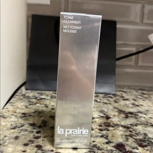 La Prairie Foam Cleanser 4.0 oz / 125 ml NEW in Retail Box Switzerland